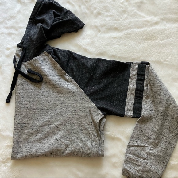 Men’s Long Sleeve Hooded Tee - Picture 1 of 7